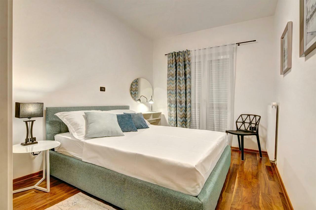 Pr Apartment Fazana Exterior photo