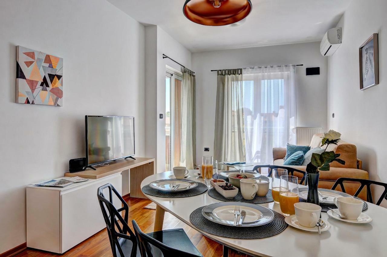 Pr Apartment Fazana Exterior photo